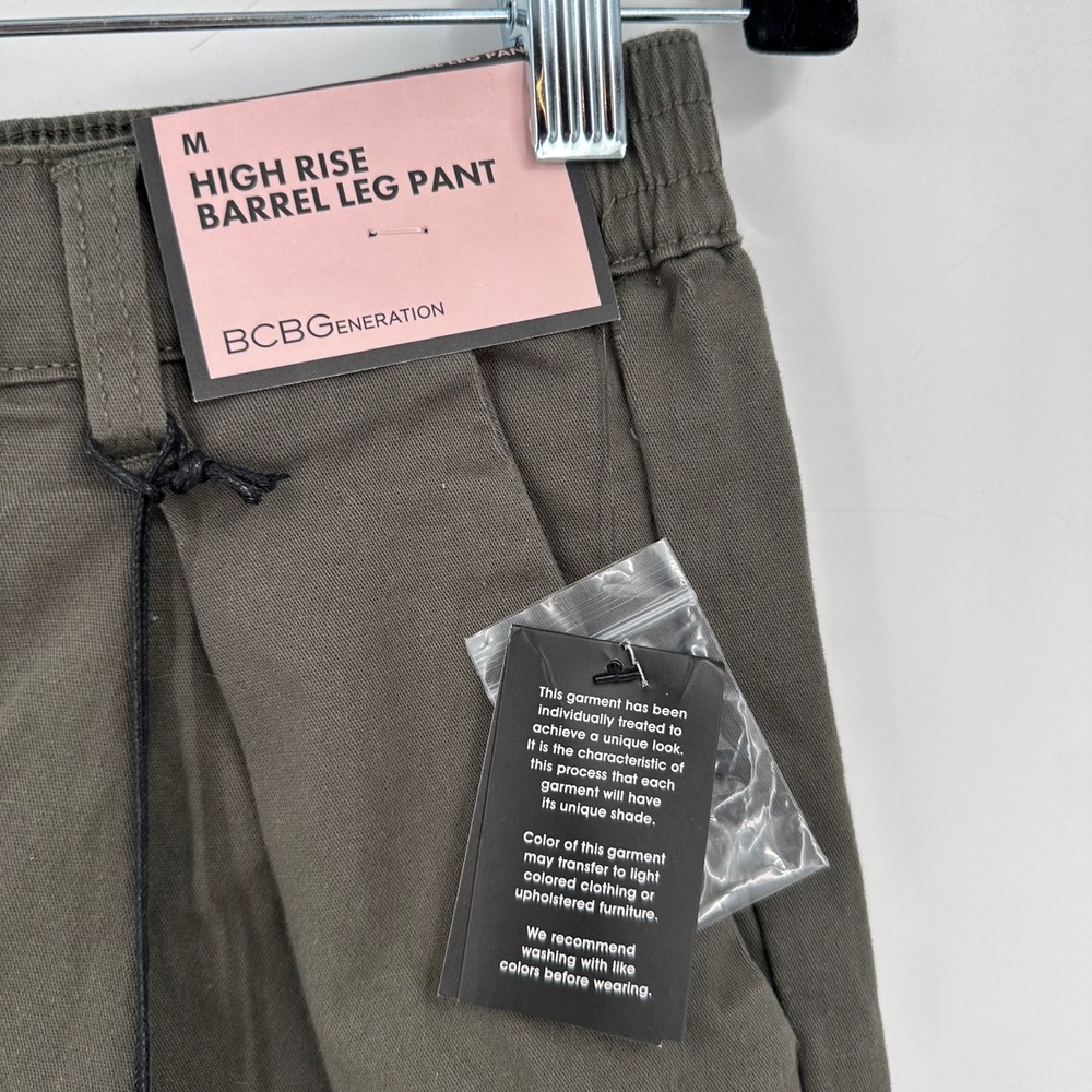 NWT BCBG Generation Women's High‎ Rise Barrel Leg Pants Olive Green Size M - Picture 6 of 9